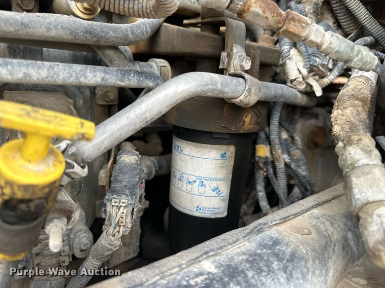 image for item DW5081 2014 Peterbilt 365 ready mix truck