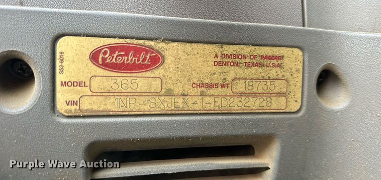 image for item DW5081 2014 Peterbilt 365 ready mix truck