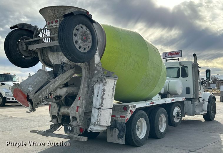 image for item DW5082 2017 Peterbilt 567 ready mix truck