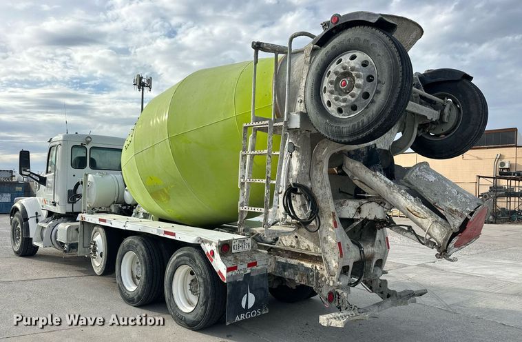 image for item DW5082 2017 Peterbilt 567 ready mix truck