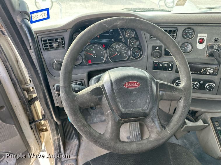 image for item DW5082 2017 Peterbilt 567 ready mix truck