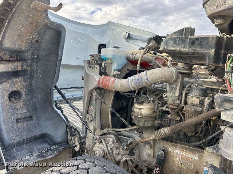 image for item DW5082 2017 Peterbilt 567 ready mix truck