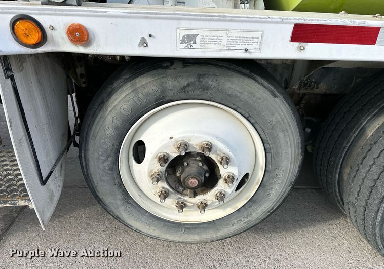 image for item DW5082 2017 Peterbilt 567 ready mix truck