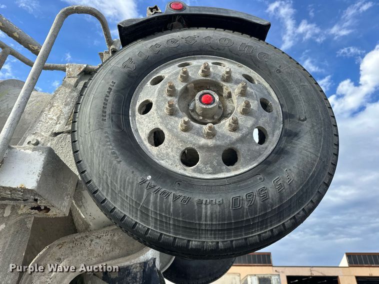 image for item DW5082 2017 Peterbilt 567 ready mix truck