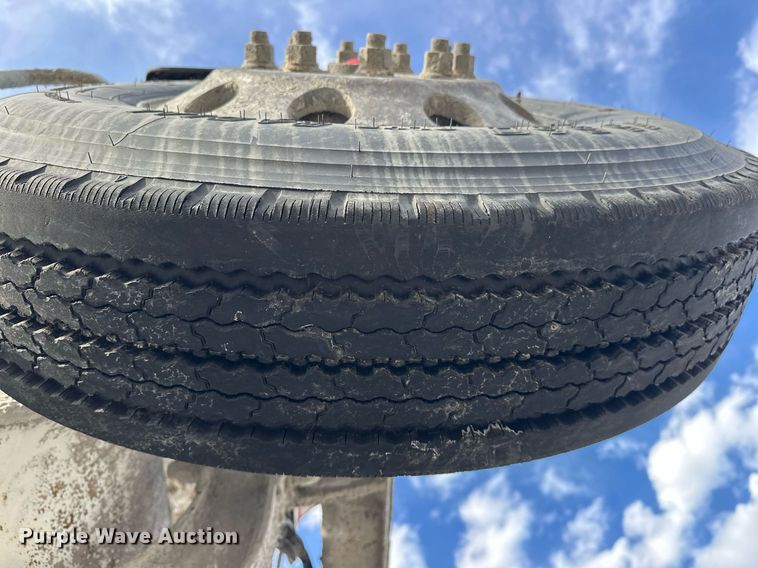 image for item DW5082 2017 Peterbilt 567 ready mix truck