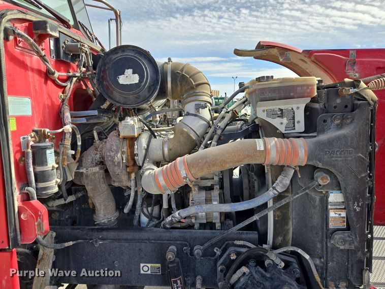 image for item DW5083 2014 Peterbilt 365 ready mix truck