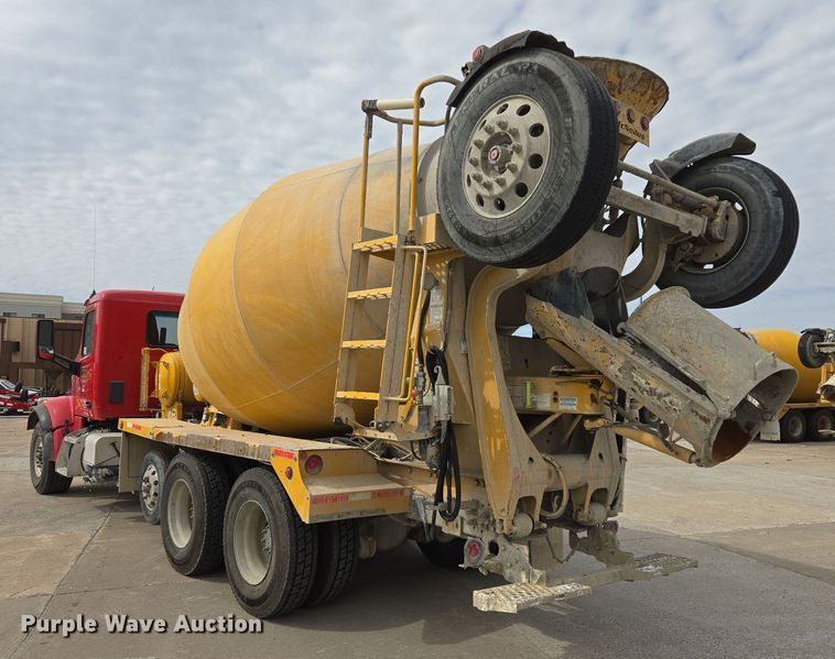 image for item DW5090 2017 Peterbilt 567 ready mix truck