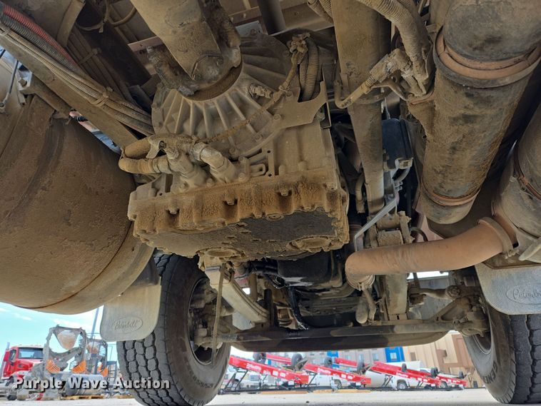 image for item DW5090 2017 Peterbilt 567 ready mix truck