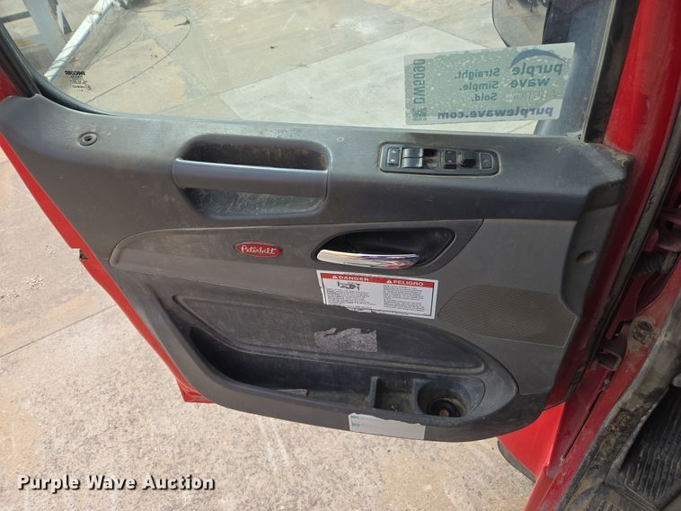 image for item DW5090 2017 Peterbilt 567 ready mix truck