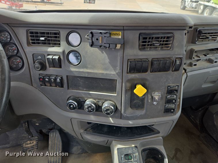 image for item DW5090 2017 Peterbilt 567 ready mix truck