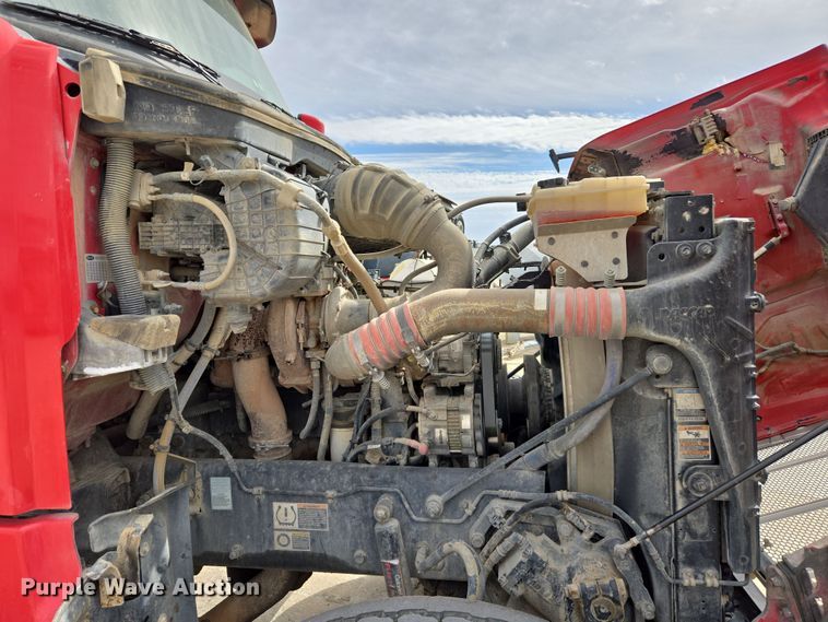 image for item DW5090 2017 Peterbilt 567 ready mix truck