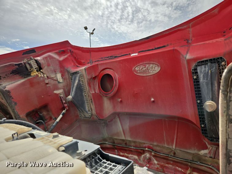 image for item DW5090 2017 Peterbilt 567 ready mix truck