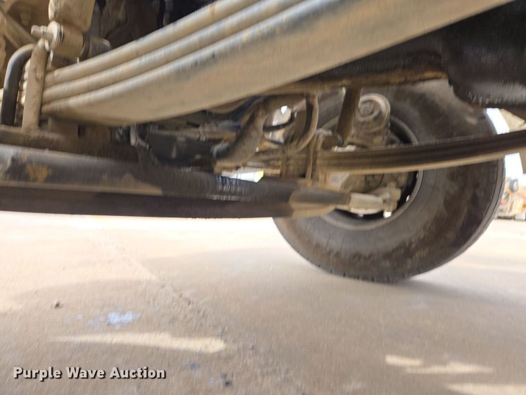 image for item DW5090 2017 Peterbilt 567 ready mix truck