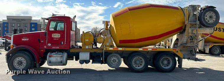 image for item DW5092 2014 Peterbilt 365 ready mix truck