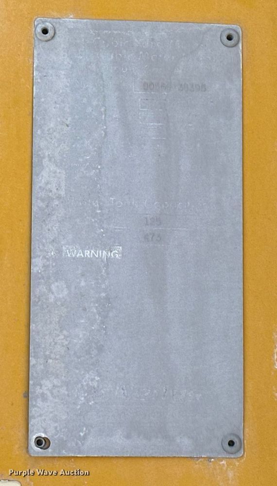 image for item DW5092 2014 Peterbilt 365 ready mix truck