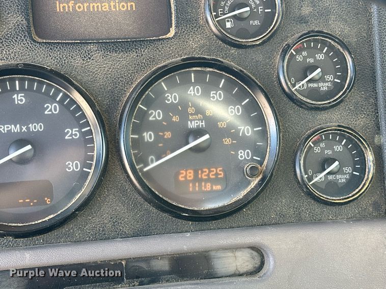 image for item DW5092 2014 Peterbilt 365 ready mix truck