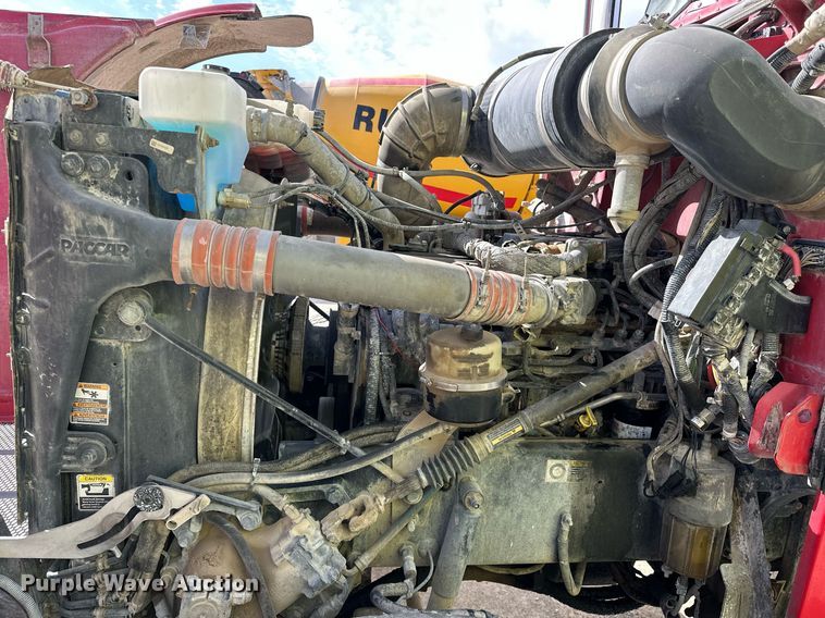 image for item DW5092 2014 Peterbilt 365 ready mix truck