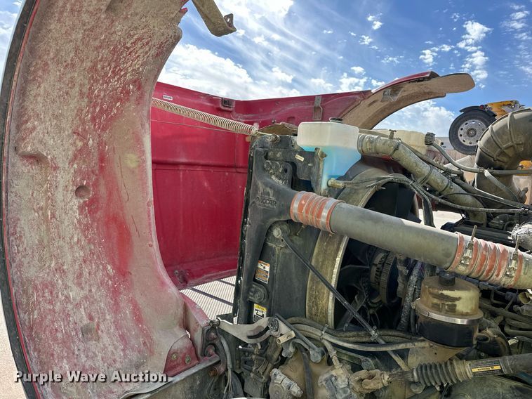 image for item DW5092 2014 Peterbilt 365 ready mix truck