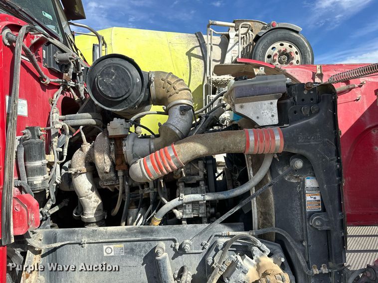 image for item DW5092 2014 Peterbilt 365 ready mix truck