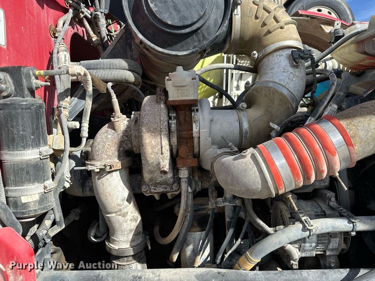 image for item DW5092 2014 Peterbilt 365 ready mix truck