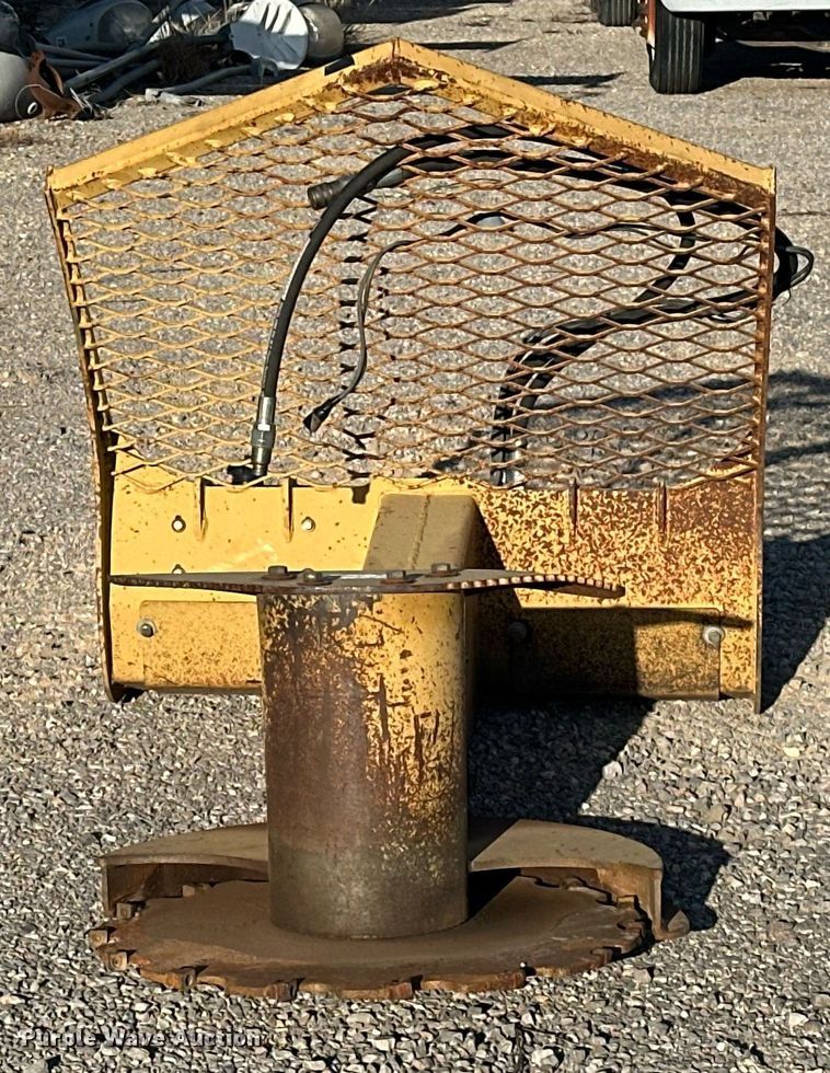 image for item DW5103 2010 Dougherty Forestry DFM skid steer tree saw