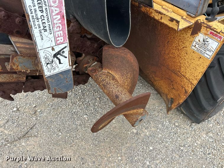 image for item DW5105 1998 Case 360 trencher