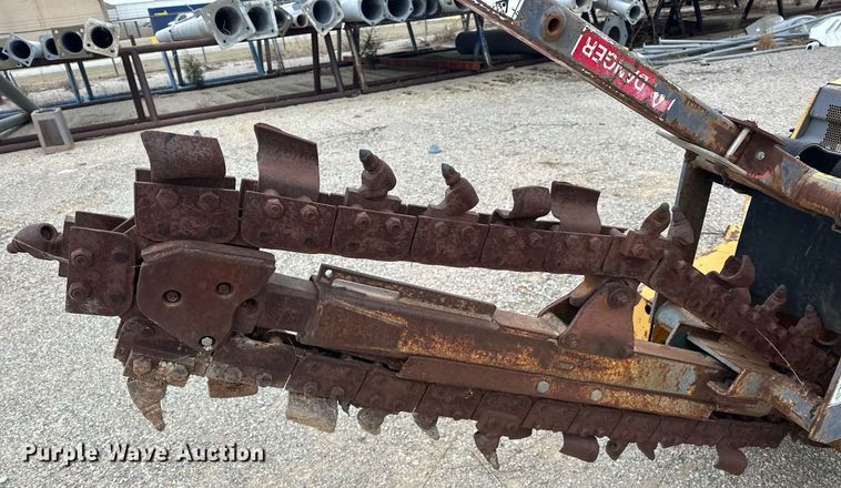 image for item DW5105 1998 Case 360 trencher