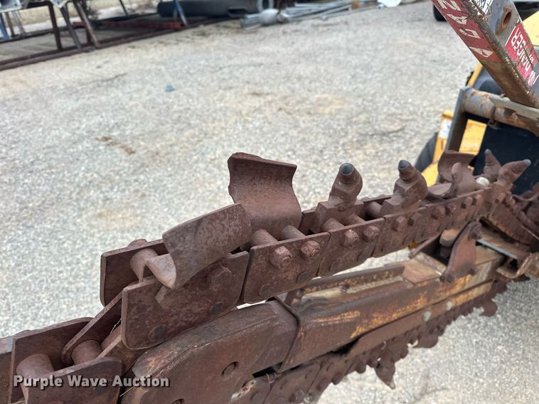 image for item DW5105 1998 Case 360 trencher