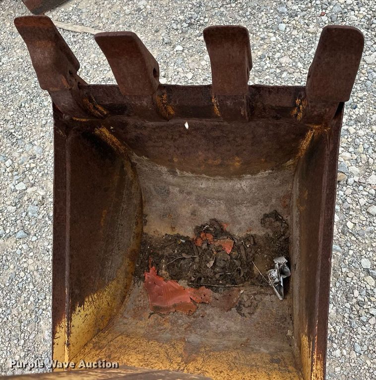 image for item DW5105 1998 Case 360 trencher