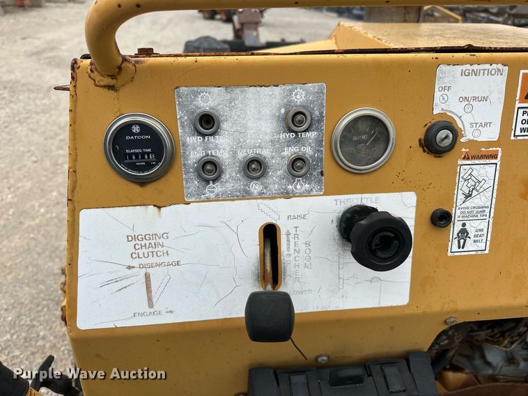 image for item DW5105 1998 Case 360 trencher