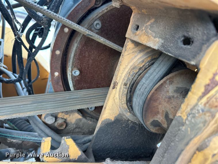 image for item DW5105 1998 Case 360 trencher