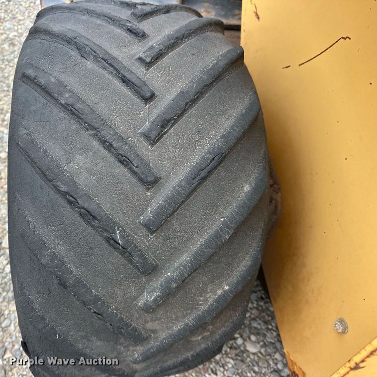 image for item DW5105 1998 Case 360 trencher