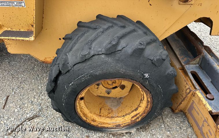 image for item DW5105 1998 Case 360 trencher