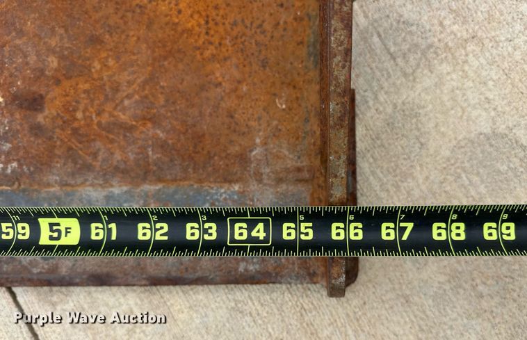 image for item DW5111 2001 Bobcat S175 skid steer loader