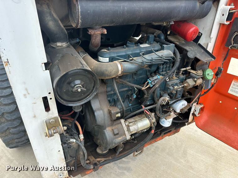 image for item DW5111 2001 Bobcat S175 skid steer loader
