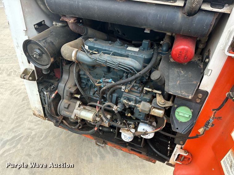 image for item DW5111 2001 Bobcat S175 skid steer loader