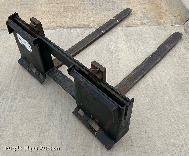 image for item DW5112 Skid steer forks