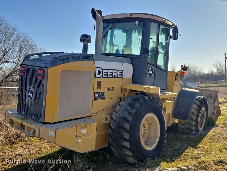 image for item DW8520 2012 John Deere 544K wheel loader