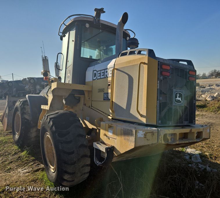 image for item DW8520 2012 John Deere 544K wheel loader