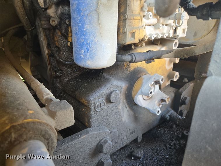 image for item DW8520 2012 John Deere 544K wheel loader