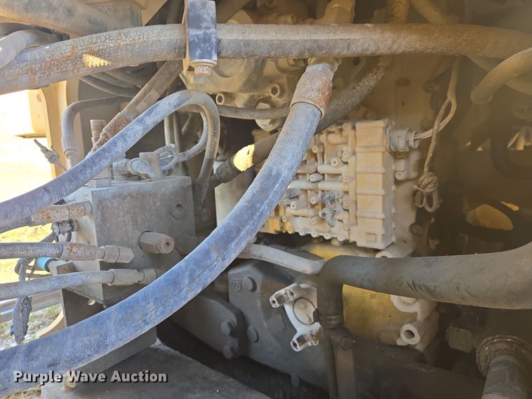 image for item DW8520 2012 John Deere 544K wheel loader