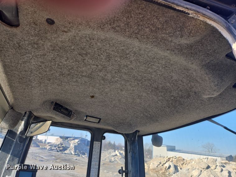 image for item DW8520 2012 John Deere 544K wheel loader