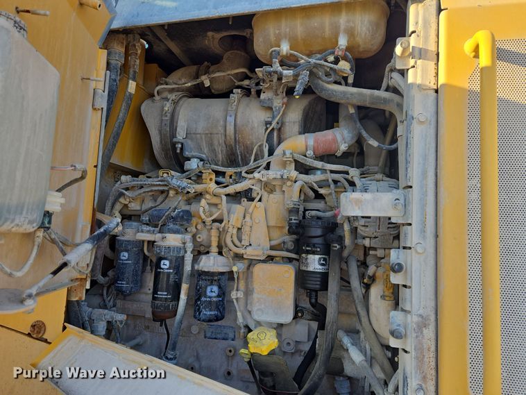 image for item DW8520 2012 John Deere 544K wheel loader