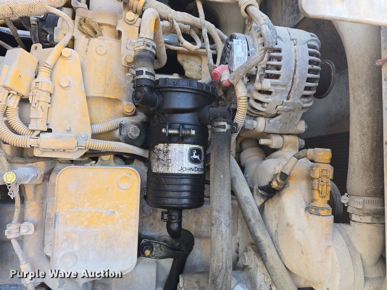 image for item DW8520 2012 John Deere 544K wheel loader