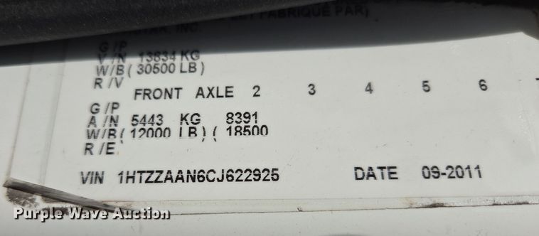 image for item DW8562 2012 International 7300 SBA bucket truck