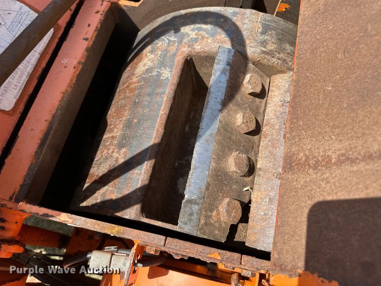 image for item DW8563 Morbark Beever M12RX wood chipper