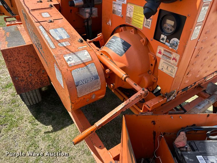 image for item DW8563 Morbark Beever M12RX wood chipper