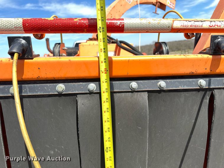 image for item DW8563 Morbark Beever M12RX wood chipper