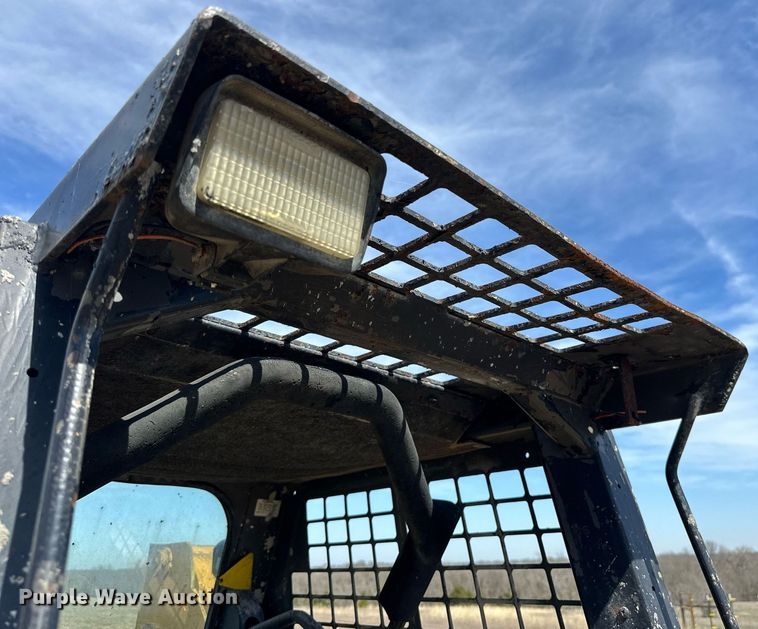 image for item DW8564 Gehl skid steer loader