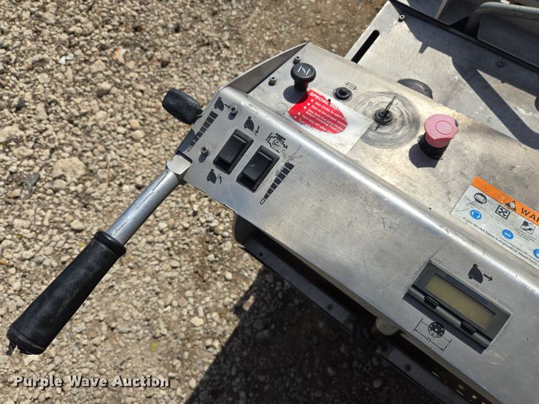 image for item DW8565 2012 Husqvarna Soff Cut X5000 concrete saw